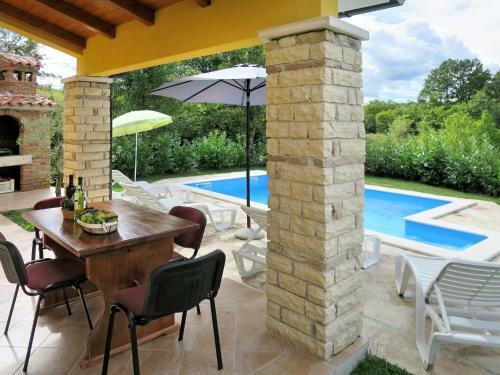 Holiday Home Haus Antoni (ipc106)