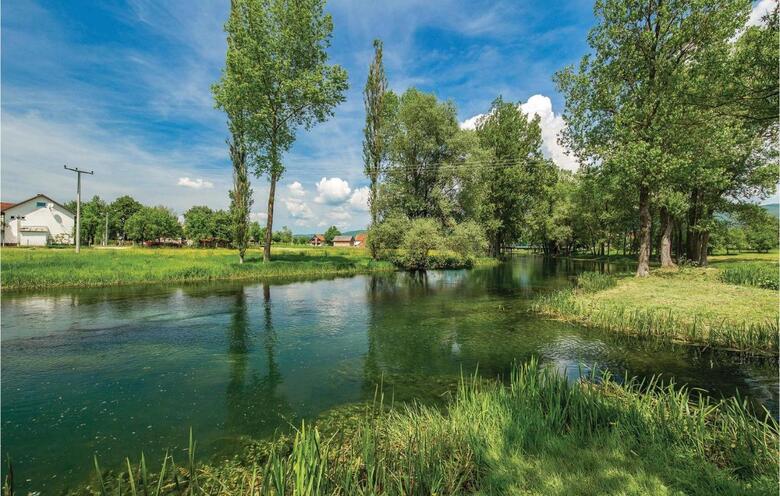 Four-bedroom Holiday Home In Perusic