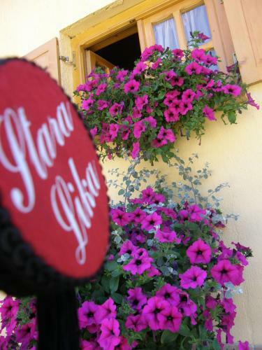 Holiday Home Stara Lika