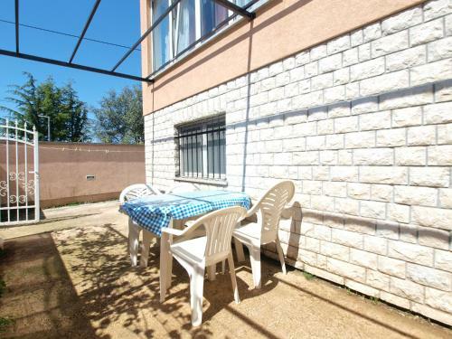 Apartments Edin 1359