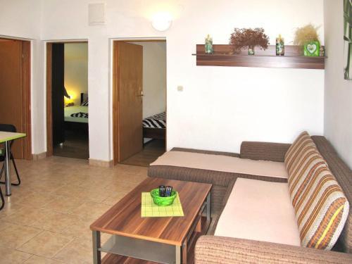 Apartment Haus Mira (vir121)