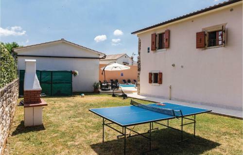 Three-bedroom Holiday Home In Pazin