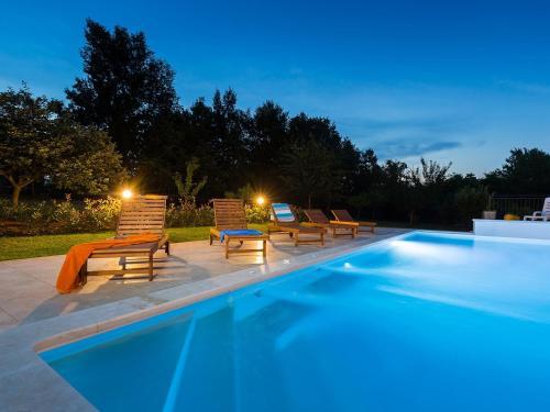 Spacious Villa Sany With Private Pool