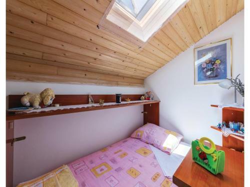 Two-bedroom Apartment In Pavicini
