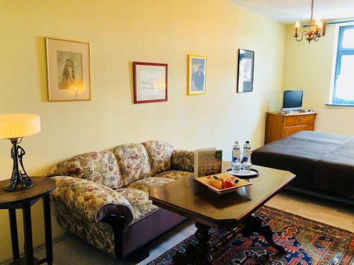 Hostal Alter Ackerbuergerhof