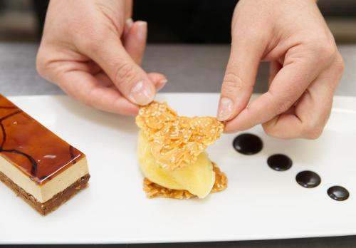 Hostal Hotel Restaurant Kromberg