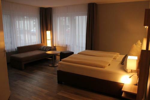 Hostal Hotel Restaurant Kromberg