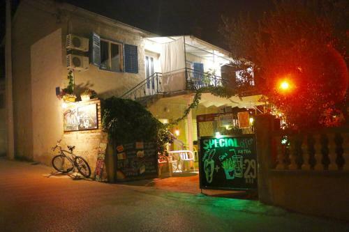 Hostal Guest House Mediterranea