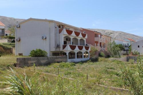 Apartments By The Sea Pag - 6526