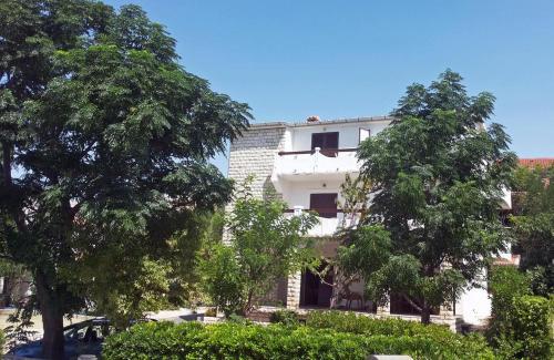 Apartment Pag 15442b