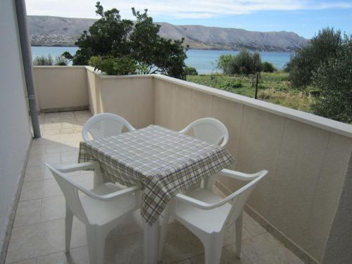 Holiday Home Apartment Antika I