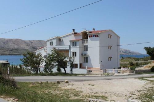 Hostal Triple Room Pag 3298c