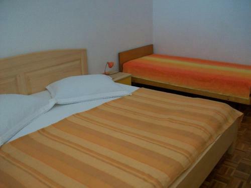 Apartment Pag 12590b