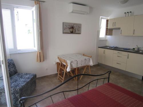 Apartment Veronika Studio 047-106