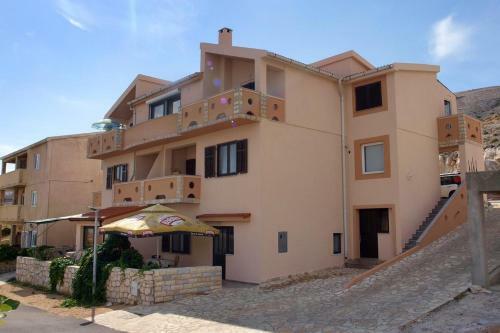 Apartments With A Swimming Pool Pag - 220