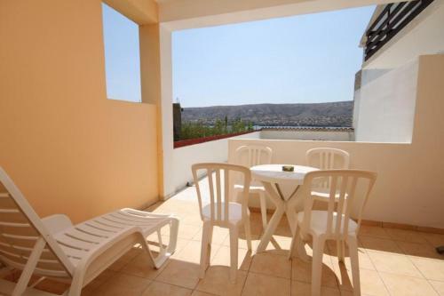 Hostal Triple Room Pag 3298d
