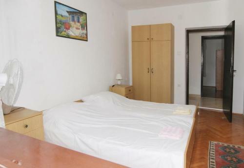 Apartments With A Parking Space Pag - 12035