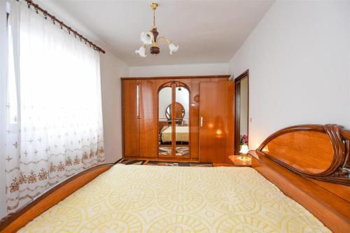Apartment Pag 11358c