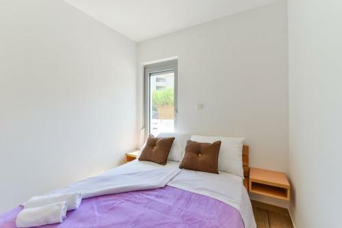 Crowonder Pag View Apartments