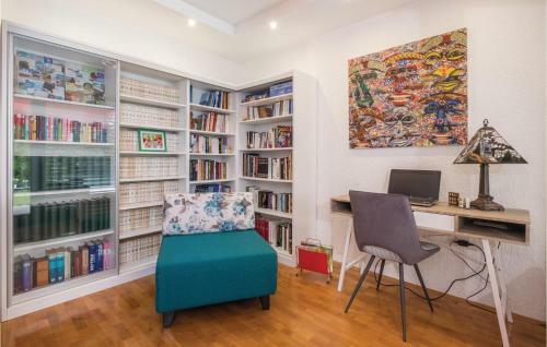 Three-bedroom Holiday Home In Ozalj