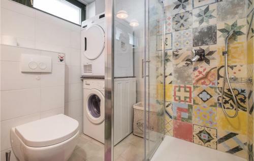 Three-bedroom Holiday Home In Ozalj