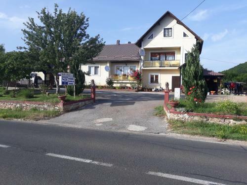 Hostal Rooms "dragica"