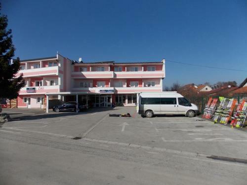 Hostal Double Room Oroslavje 15384i
