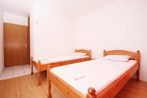 Apartments And Rooms With Parking Space Orebic (peljesac) - 10191