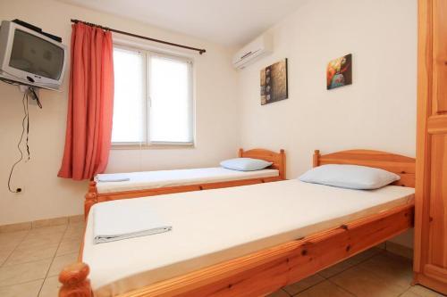 Apartments And Rooms With Parking Space Orebic (peljesac) - 10191