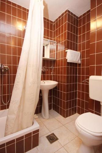 Apartments And Rooms With Parking Space Orebic (peljesac) - 10191