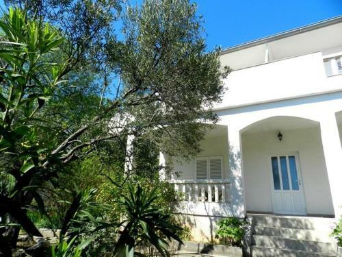 Hostal Apartments Senny