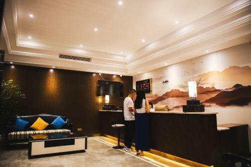 Ya Ju Fu Hotel