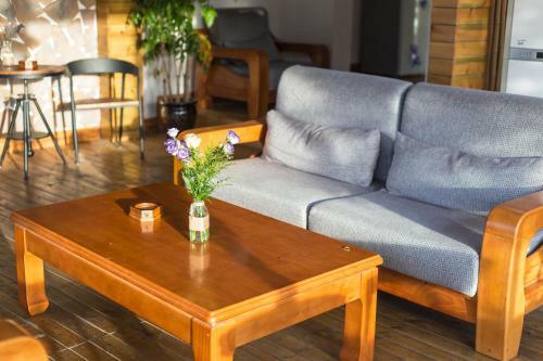 Hostal Yunzhongshanju Gesthouse