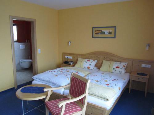 Land-gut-hotel Zur Burg N�rburgring-eifel