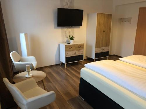 Hostal Hotel Garni Zum Rebstock