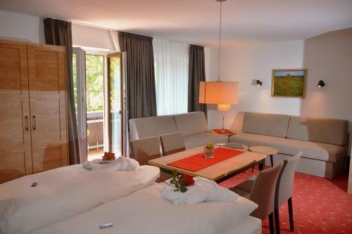 Hotel Alpenhof