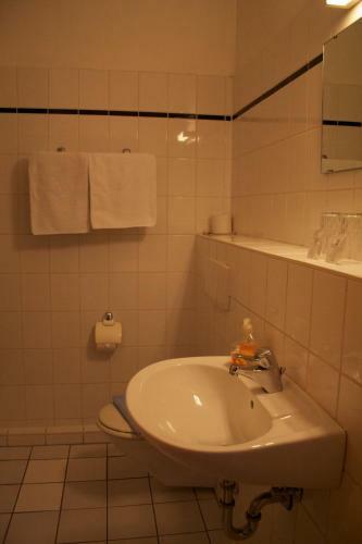 Hostal Hotel L�wenhof