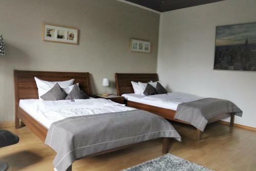 Hostal Hotel Schmerk�tter