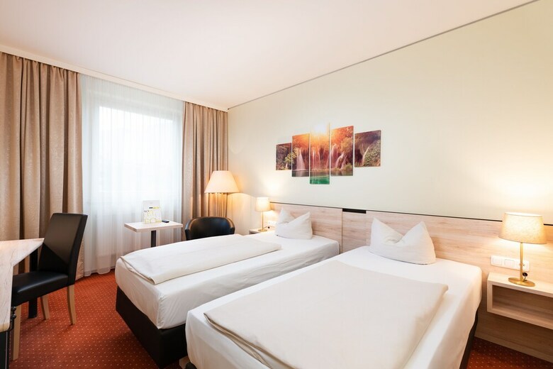 Novina Hotel S�dwestpark