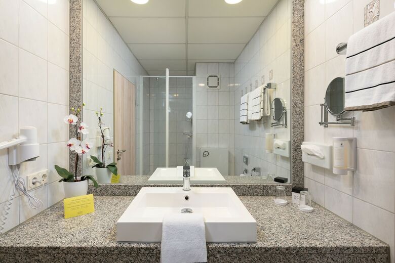 Novina Hotel S�dwestpark