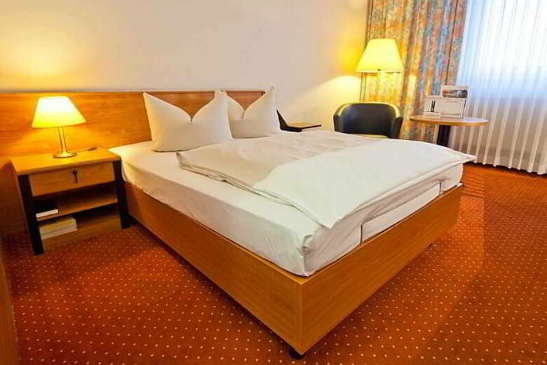 Novina Hotel S�dwestpark