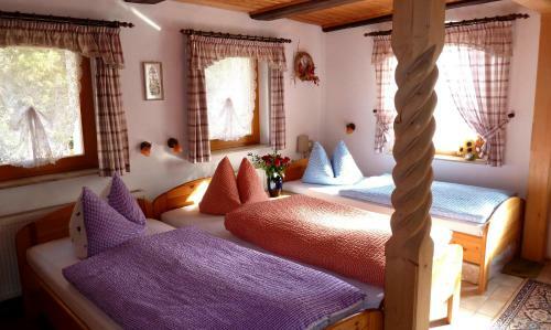 Hostal G�stezimmer Am M�rchenbrunnen
