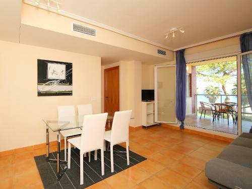 Residencial Marina Azul*