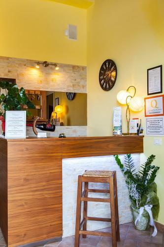 Hostal Osteria Da Cesare E Locanda