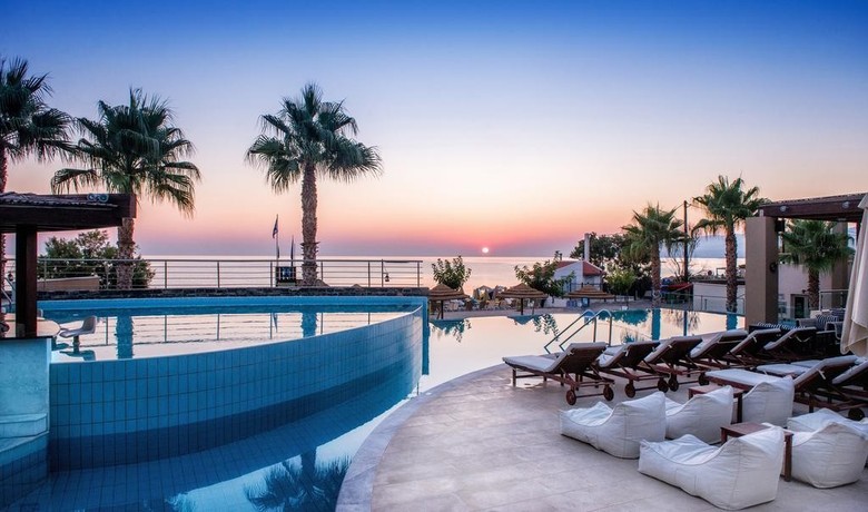 Hotel Aquis Blue Sea Resort & Spa