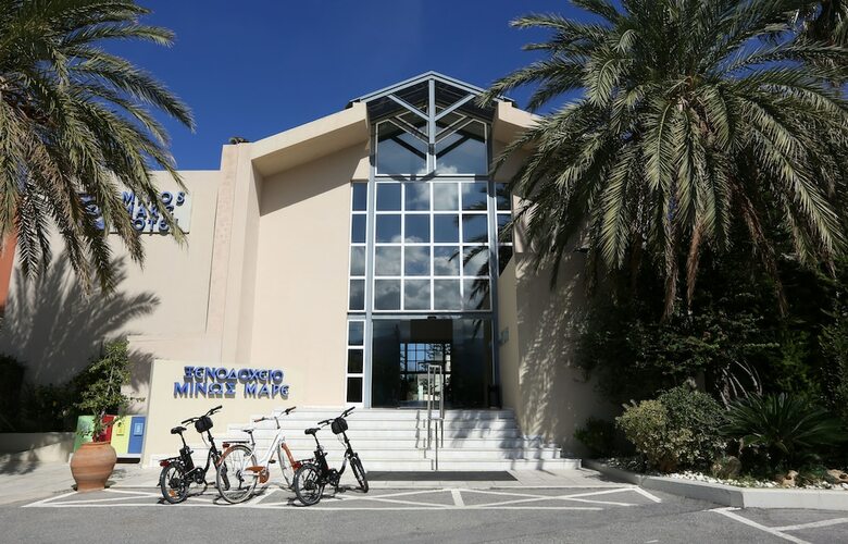 Hotel Minos Mare