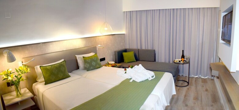 Hotel Minos Mare