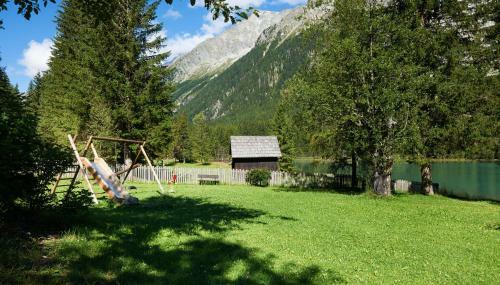Hotel Seehaus - Mountain Lake Resort