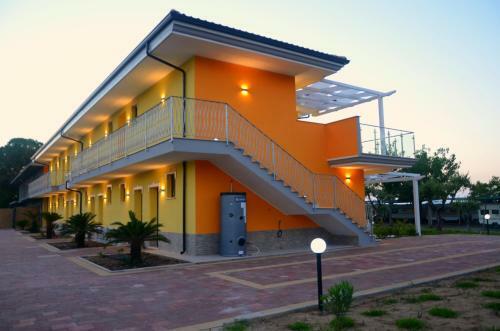 Hotel Baia Di Trainiti