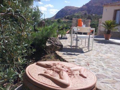 Bed & Breakfast La Suite Di Segesta